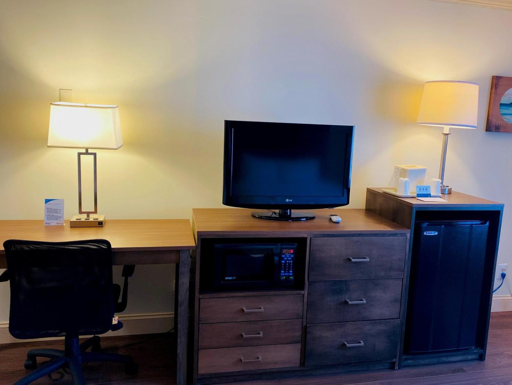 Clarion Hotel & Conference Center Sungai Toms Luaran gambar